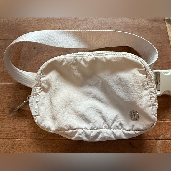 lululemon athletica Handbags - Lululemon Everywhere Belt Bag 1L off white